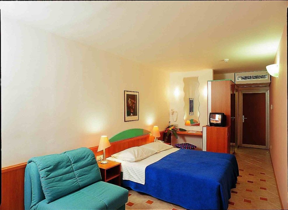 Bretanide Sport & Wellness Resort Bol Kültér fotó